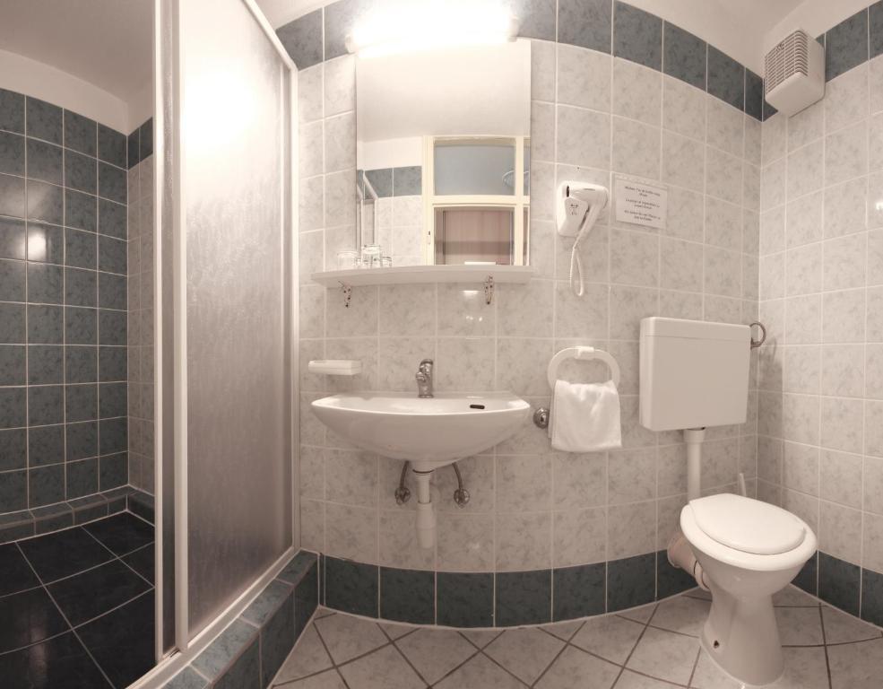Hotel סאלי חדר תמונה